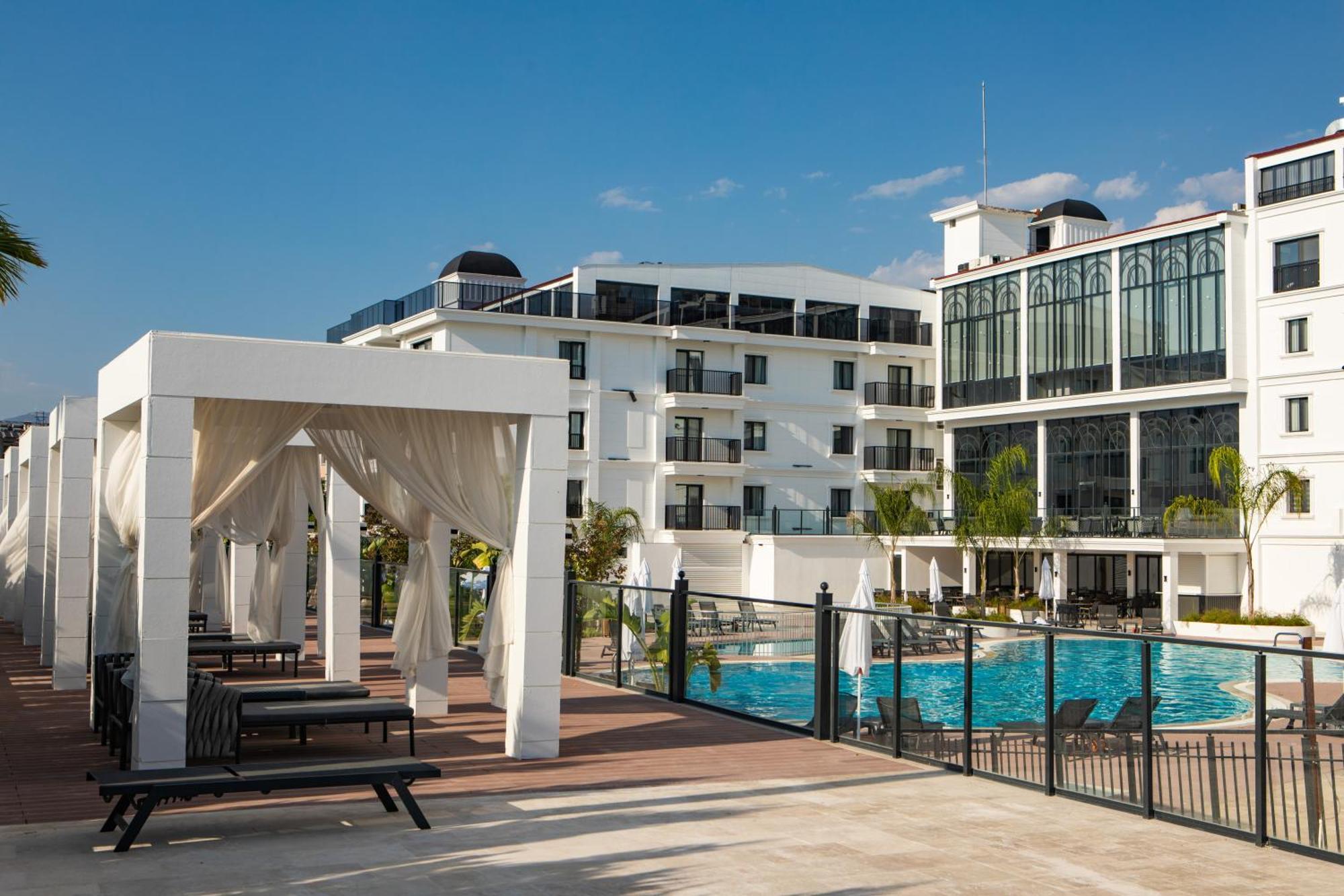 Ramada By Wyndham Dalaman Exterior foto