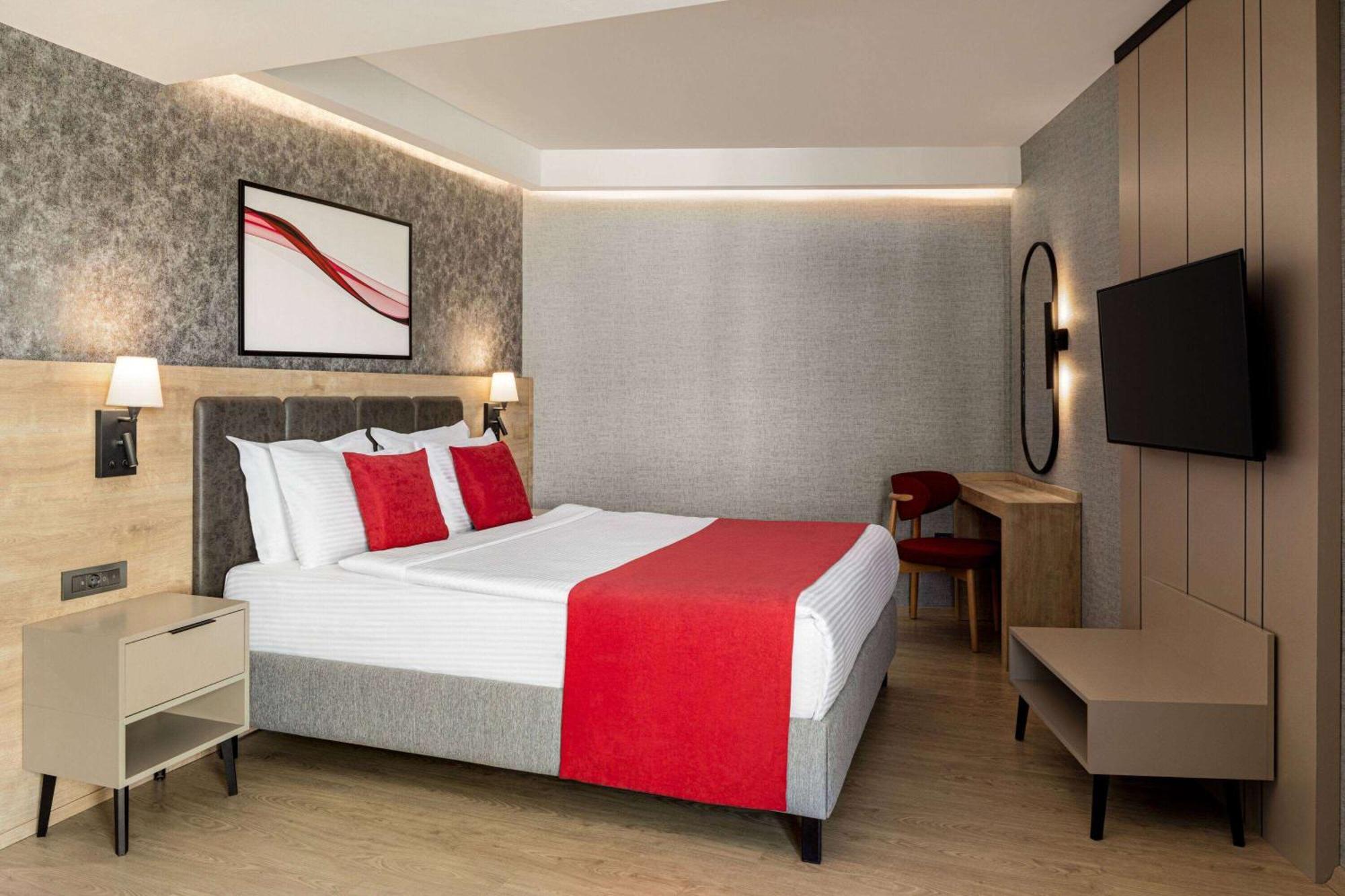 Ramada By Wyndham Dalaman Exterior foto