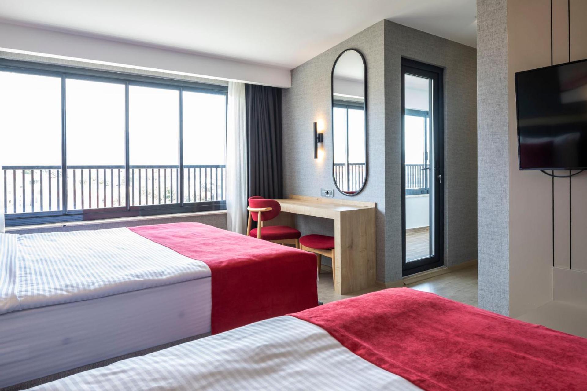 Ramada By Wyndham Dalaman Exterior foto