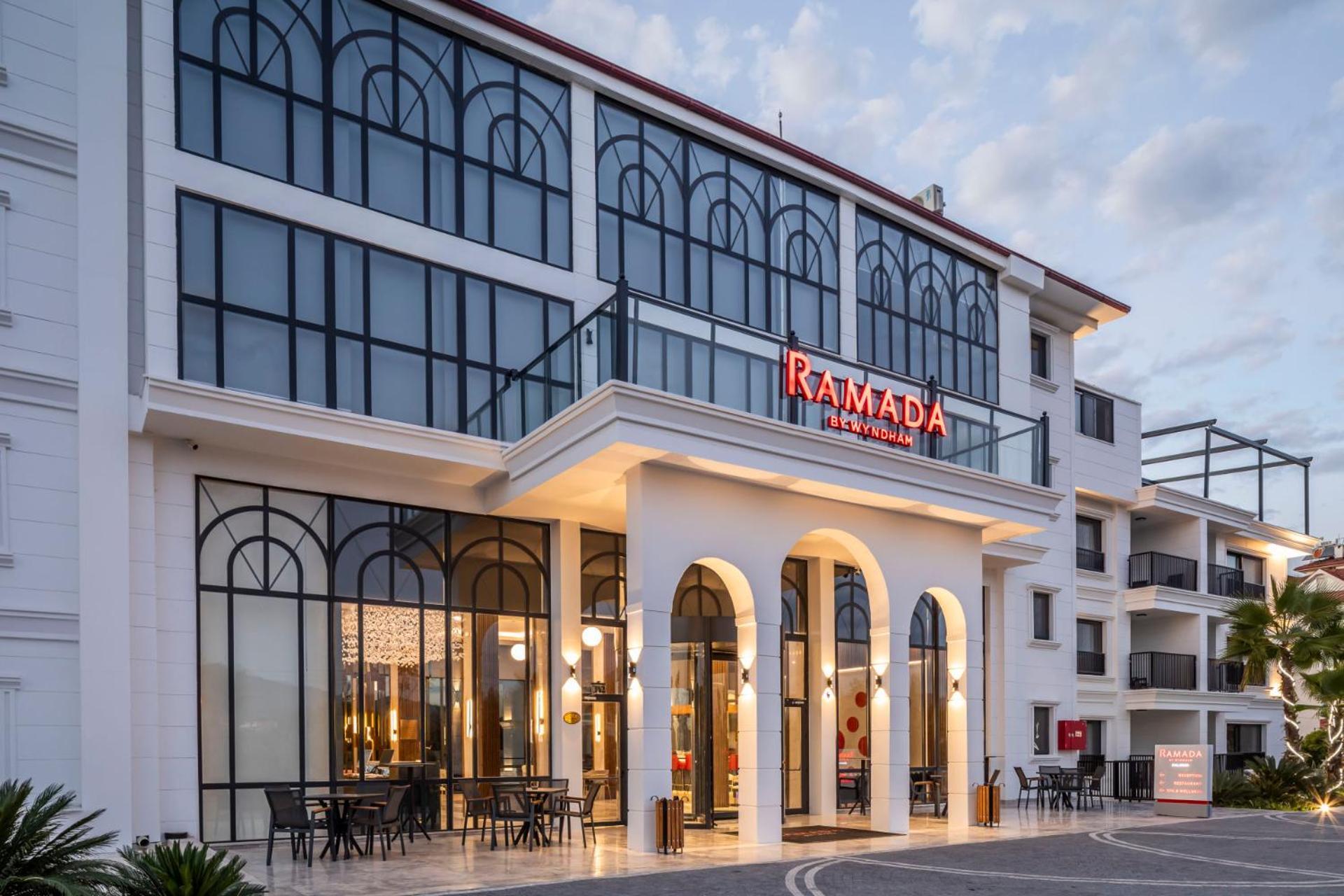 Ramada By Wyndham Dalaman Exterior foto